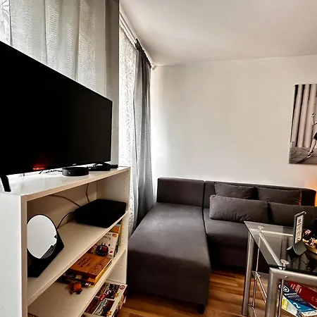 Only The Center Parking 바르샤바